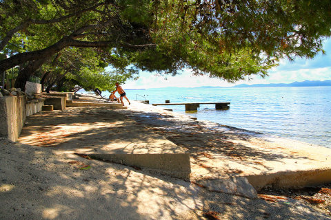 Petrčane - pláže, Zadarská riviéra, Chorvatsko