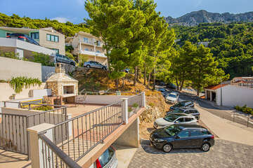 Apartmány Vese - gril u domu, Brela, Makarská riviéra, Chorvatsko