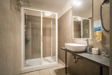 Dvoulůžkový pokoj, Hotel Plaža, město Pag, ostrov Pag, Chorvatsko