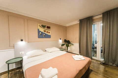 Dvoulůžkový pokoj s balkónem, Hotel Plaža, město Pag, ostrov Pag, Chorvatsko