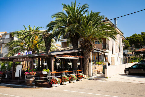 Kukljica - centrum, ostrov Ugljan, Chorvatsko