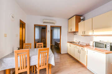 A2 - apartmány Lota, Jakišnica, ostrov Pag, Chorvatsko