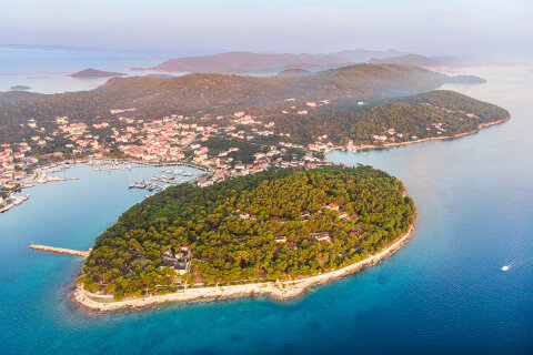Resort Zelena Punta - letecký pohled, Kukljica, ostrov Ugljan, Chorvatsko