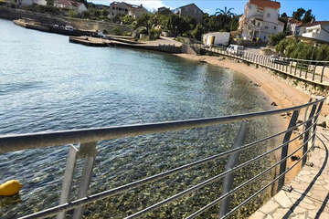 Jakišnica, ostrov Pag, Chorvatsko