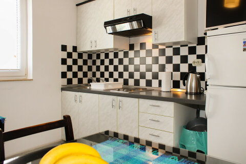 apartmány Mali Luka: apartmán A2 pre 2-4 osoby, <br />
2. poschodie