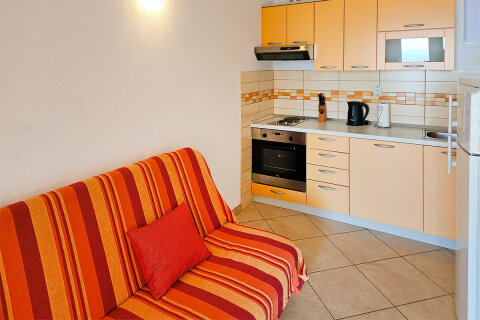 apartmány Mali Luka: apartmán A4 pre 4-5 osôb, <br />
3. poschodie