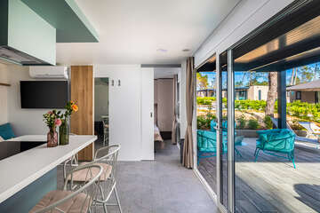 Mobilhome Avalona - příklad mobilhomu typu "C" - Mobilhome Luxury s bazénem pro 4–6 osob, Aminess Camping Resort, Povljana, ostrov Pag, Chorvatsko