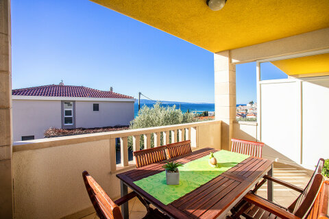 Apartmány Roko - výhled z terasy apartmánu A1, Omiš - Duće, Chorvatsko