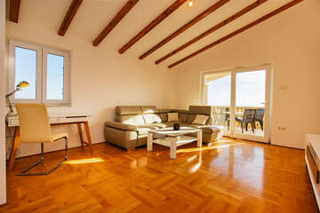 apartmány Suzana: apartmán A5 pre 4 osoby,<br />
2. poschodie