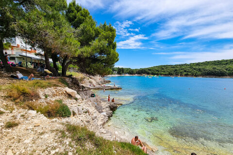 Pula - Banjole - pláže, poloostrov Istrie, Chorvatsko