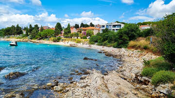 Apartmány Tradicija - oblázková pláž Zelenika, Pula, Istrie, Chorvatsko