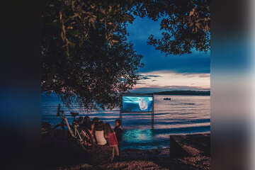 Mobilhome Mon Perin Resort - letní kino v kempu, Bale - Rovinj, Istrie, Chorvatsko