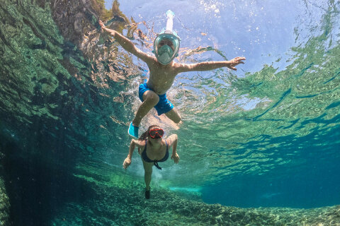 Pula - šnorchlování u Galebove stijene, Istrie, Chorvatsko