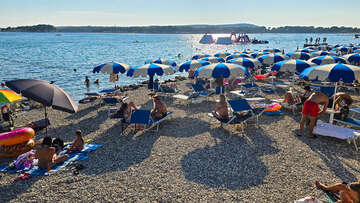 Pláž Alba Chiara, Medulin, Istrie, Chorvatsko