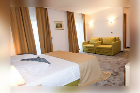 Hotel Flores**** - dvoulůžkový pokoj s možností dvou přistýlek, Poreč, Istrie, Chorvatsko