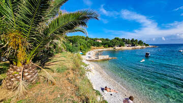 Apartmány Moderna - oblázková pláž Zelenika 100 m od domu, Pula, Istrie, Chorvatsko