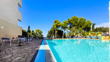 Hotel Donat*** - hotelový bazén, Zadar, Chorvatsko