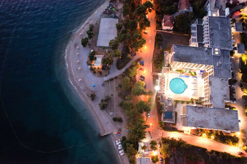 Hotel Kolovare**** - pláž před hotelem, Zadar, Chorvatsko