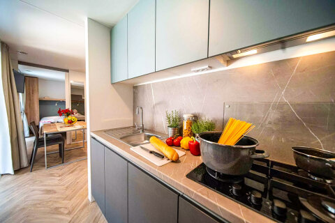 Mobilhome Lodge Prestige Relax pro 4–5 osob, Resort BiVillage, Fažana, Istrie, Chorvatsko