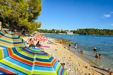 Rovinj - pláže, Istrie, Chorvatsko