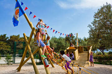 Resort Kovačine - dětské hřiště, Cres, ostrov Cres, Chorvatsko