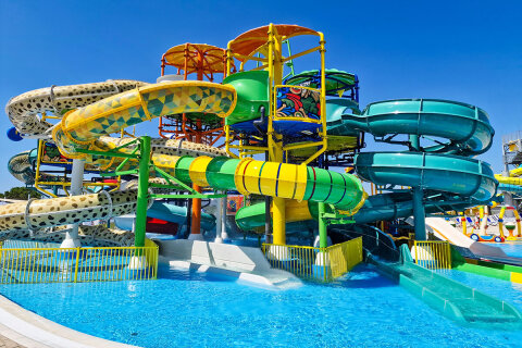Aquapark Dalmaland, Biograd na Moru, Zadarská riviéra, Chorvatsko