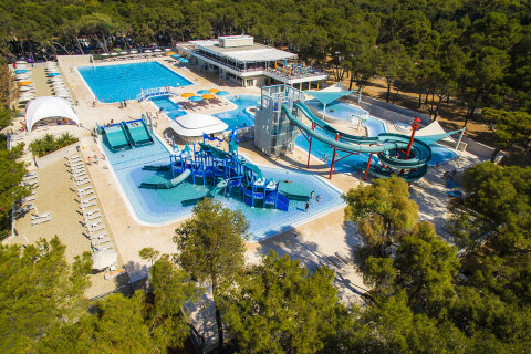Čikat Resort*** - aquapark, Mali Lošinj, ostrov Lošinj, Chorvatsko