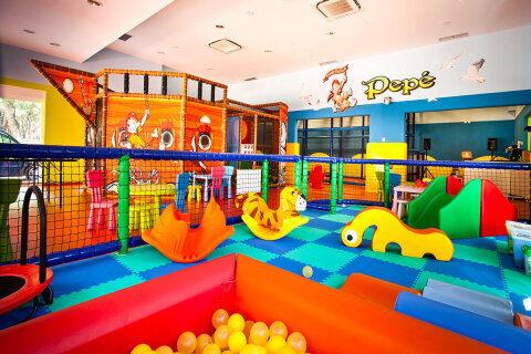 Čikat Resort*** - vnitřní herna, Mali Lošinj, ostrov Lošinj, Chorvatsko