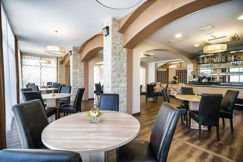 Hotel Stella Maris, Vodice, Šibenická riviéra, Chorvatsko