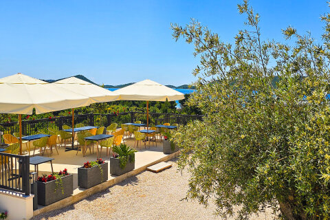 Mobilhome Drage - restaurace, Drage, Zadarská riviéra, Chorvatsko