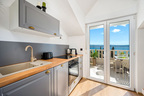 A4 - apartmány Bili, Duće, Omišská riviéra, Chorvatsko