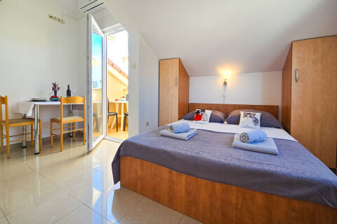 A12 - apartmány Sandra, Mandre, ostrov Pag, Chorvatsko