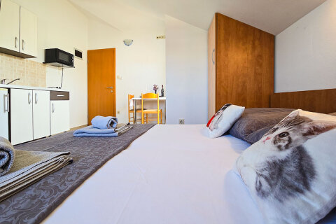 A12 - apartmány Sandra, Mandre, ostrov Pag, Chorvatsko