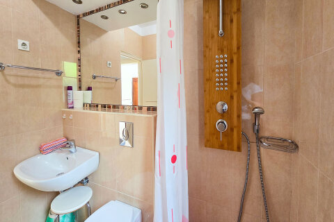 A4 - bezbariérová koupelna, apartmány Molly, Novi Vinodolski, Crikvenická riviéra, Chorvatsko