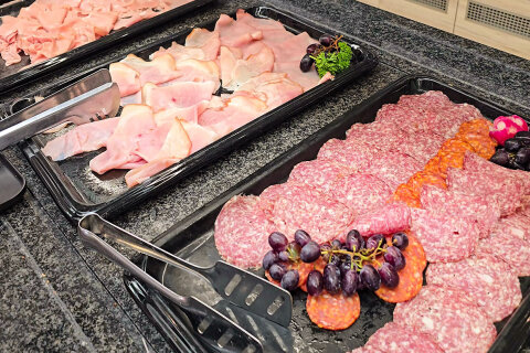 Bufetové snídaně - resort Oliva, Rabac, Istrie, Chorvatsko