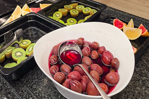 Bufetové snídaně - resort Oliva, Rabac, Istrie, Chorvatsko