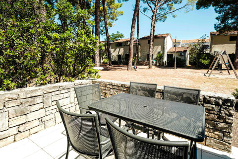 Apartmán AP/5*** pro 4–5 osob, Zaton Holiday Resort, Zaton, Zadarská riviéra, Chorvatsko