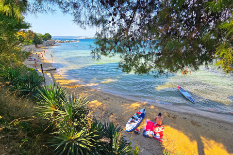 Mobilhome Kučica - písečná pláž Studenac 300 m od mobilhomu, Tkon, ostrov Pašman, Chorvatsko