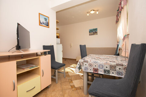 A2 - apartmány Žuta, Mandre, ostrov Pag, Chorvatsko