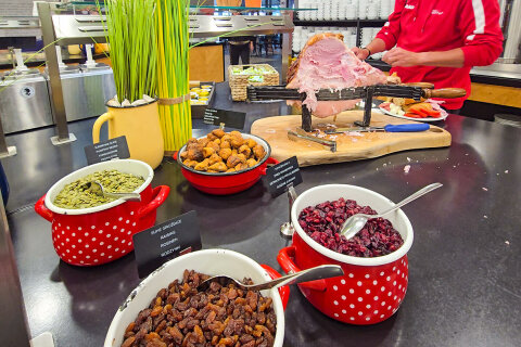 Bufetové snídaně - Zaton Holiday Resort, Chorvatsko