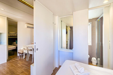 Mobilhom Superior, Zaton Holiday Resort, Zaton, Zadarská riviéra, Chorvatsko