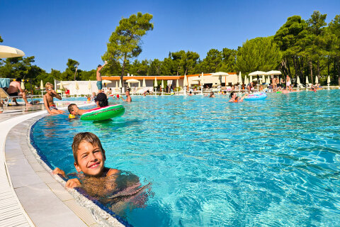 Zaton Holiday Resort - nový bazénový komplex otevřený v roce 2025, Zaton, Zadarská riviéra, Chorvatsko
