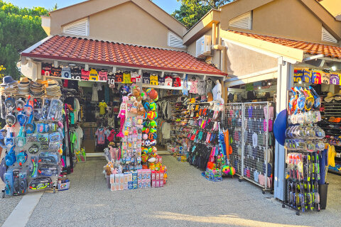 Zaton Holiday Resort - plážové potřeby, Zaton, Zadarská riviéra, Chorvatsko