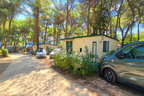 Resort Kovačine - mobilhomy Family, Cres, ostrov Cres, Chorvatsko