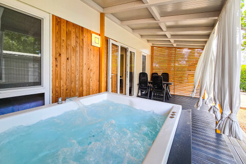 Mobilhome Salumbra Premium s jacuzzi, Selce, Crikvenická riviéra, Chorvatsko