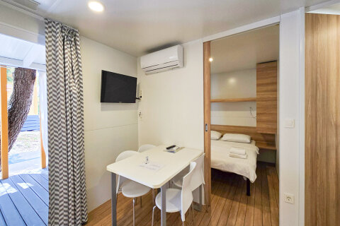 Mobilhome Salumbra Premium s jacuzzi, Selce, Crikvenická riviéra, Chorvatsko