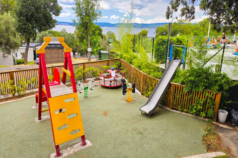 Mobilhome Salumbra - dětské hřiště, Selce, Crikvenická riviéra, Chorvatsko