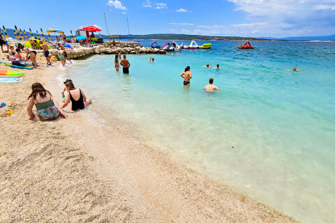 Mobilhome Tropical - písečná pláž Poli Mora 400 m od mobilhomů, Selce, Crikvenická riviéra, Chorvatsko