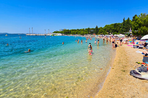 Resort San Antonio*** - oblázková pláž Dražica, Biograd na Moru, Zadarská riviéra, Chorvatsko
