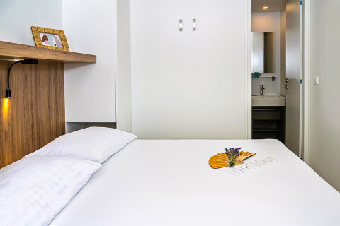 MHAA - Mobilhome Adria Superior 4+1 Whirpool A zona pro 4–5 osob, Almissa Resort, Omiš, Chorvatsko